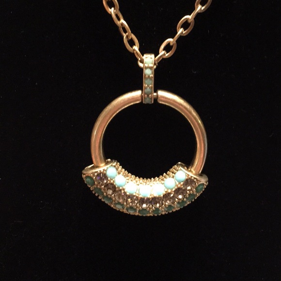 Lia Sophia Jewelry - Lia Sophia gold retro look pendant necklace.